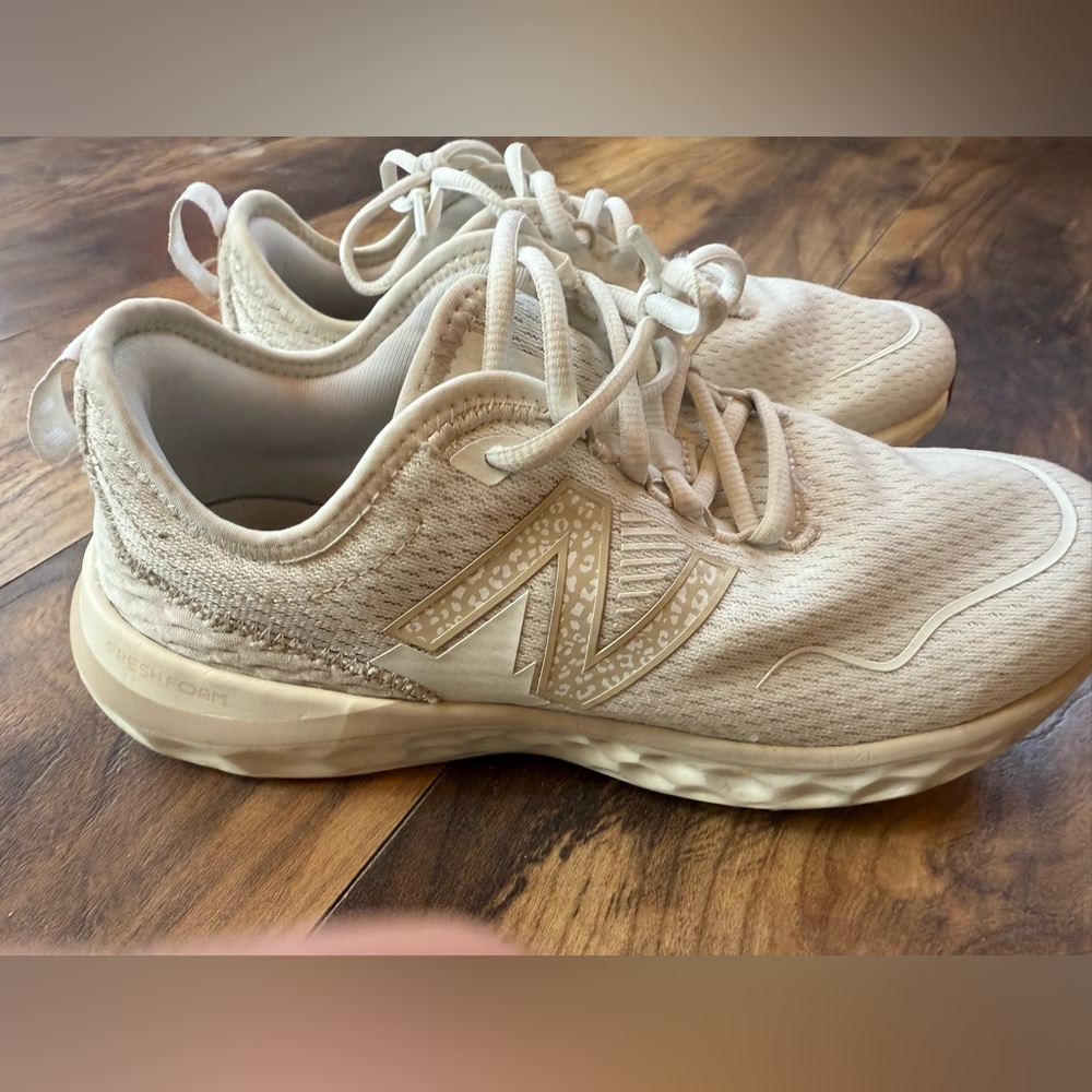 Women’s New Balance sneaker